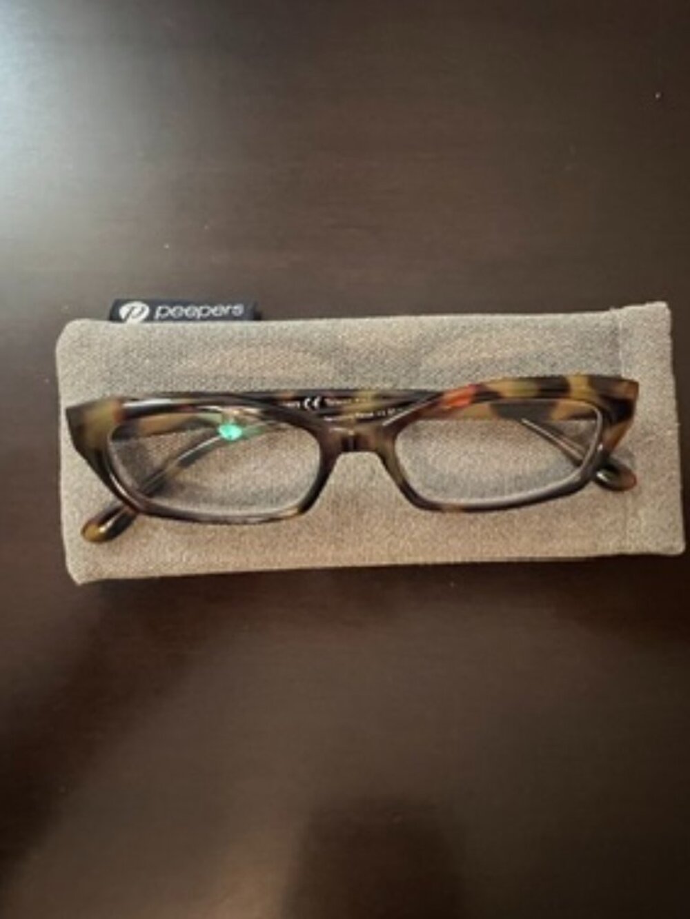 Peepers - cat eye style - tortoise